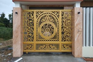 cổng sắt sang trọng